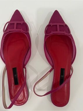 Carolina Herrera Fuchsia Pointed-Toe Slingback Flats with CH Logo